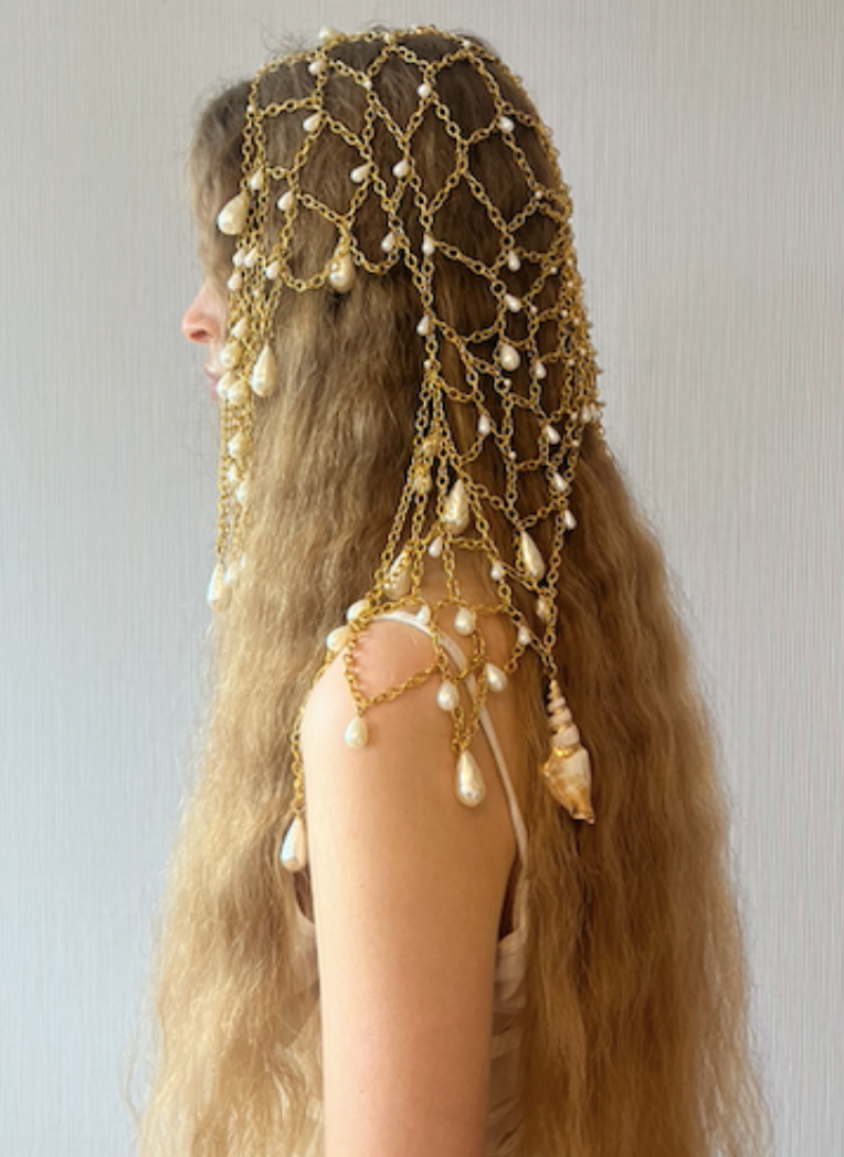Chanmail headdress with pearl and shells